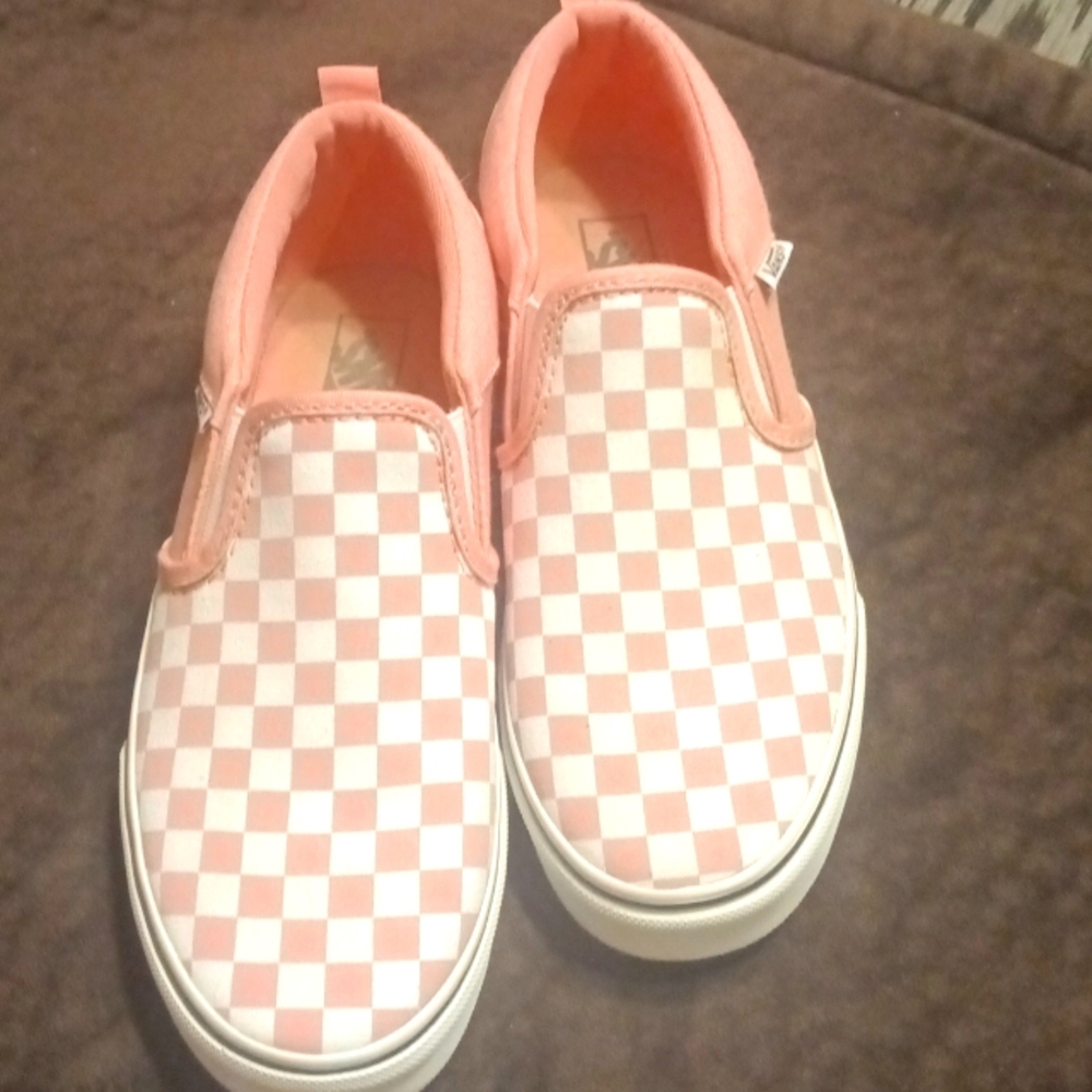Vans girls slip on